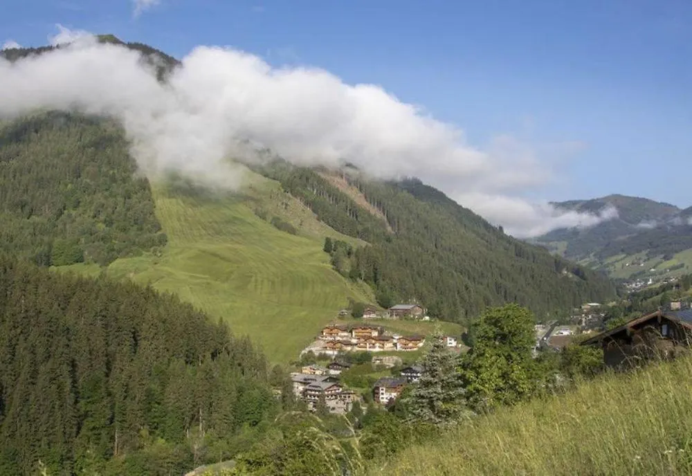 Genieten In Saalbach, Alpenresort Saalbach Top D1 By Droomvilla Apartment Saalbach-Hinterglemm